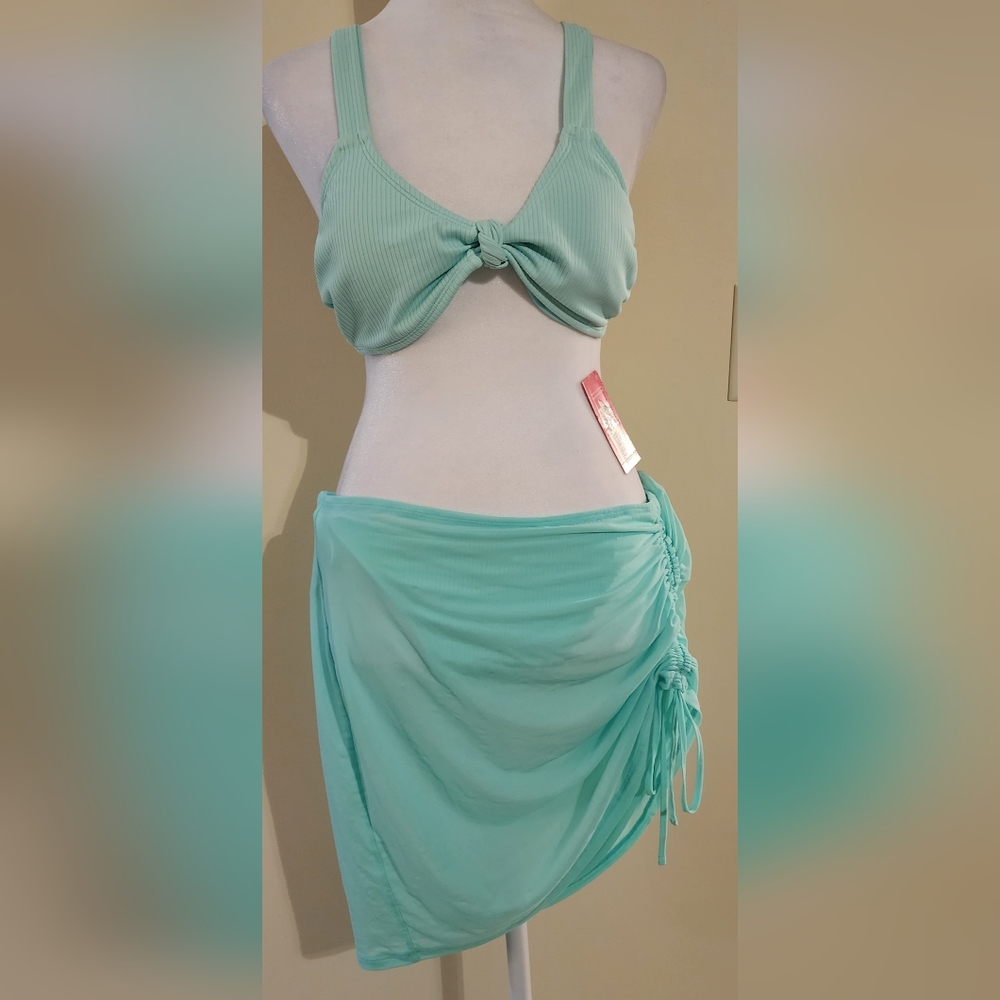 NWT 4 Piece Bikini Set (2 Tops, 1 Bottom & 1 Sarong) Junior's L/XL